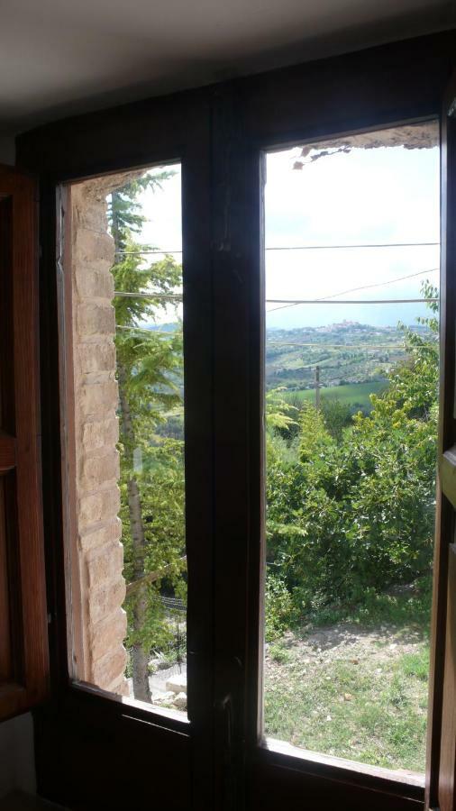 Appartement Depandance Elvira Basilico à San Valentino in Abruzzo Citeriore Extérieur photo