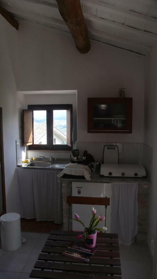 Appartement Depandance Elvira Basilico à San Valentino in Abruzzo Citeriore Extérieur photo